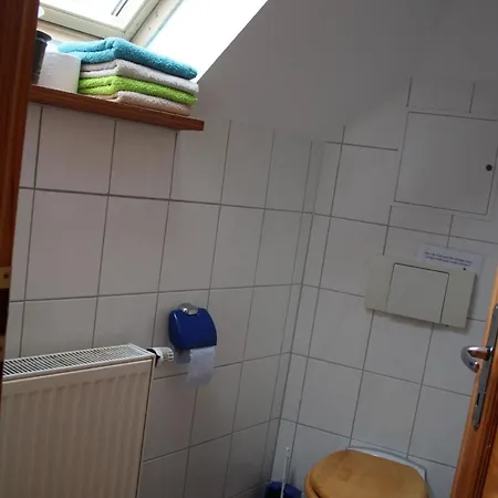 Tolles In *